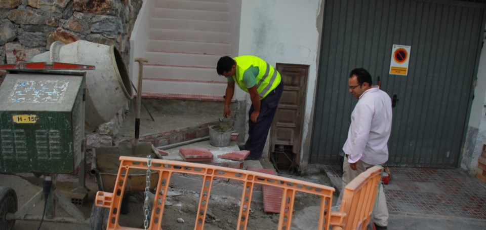 ESCALERAS ENTRE CAMINO REAL Y MARAVILLAS A 14 2