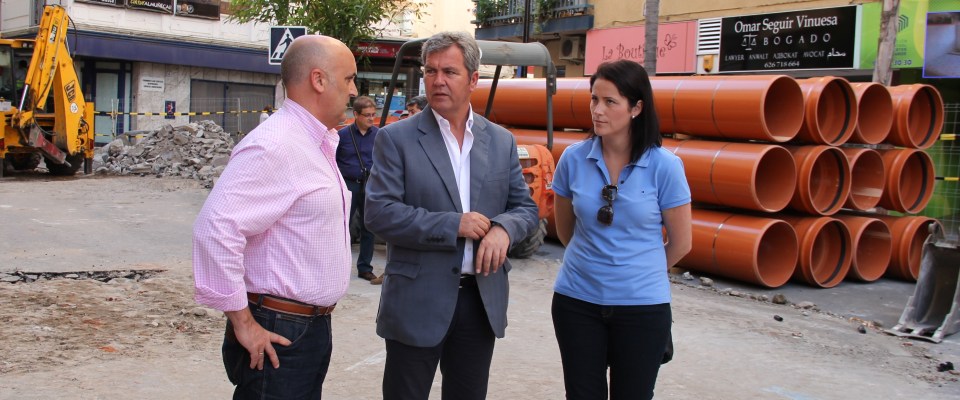 José García Fuentes visita las obras de la plaza Madrid y avd. de Andalucía