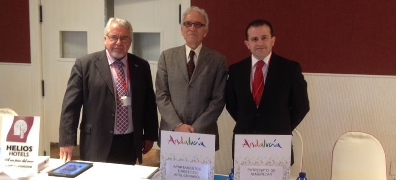 PROFESIONALES Y RESPONSABLE PATRONATO TURISMO ALMUÑECAR EN VALLADOLID 14 2