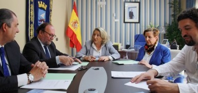 Firma de convenio de colaboración entre la Universidad de Granada y el Ayuntamiento de Almuñécar