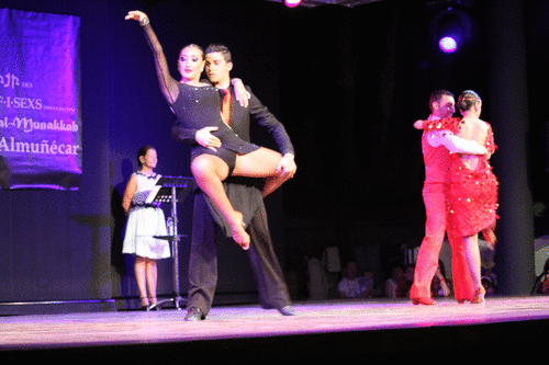 Almuñécar celebró con éxito el III Trofeo Internacional de bailes de salón