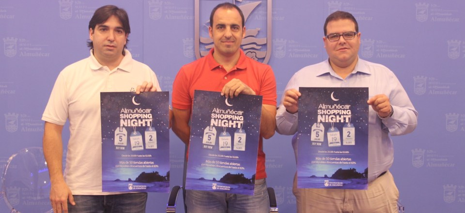 Acto de presentación de la "shopping night" de este verano