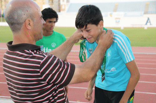 Celia Bellicourt campeona de Andalucía de atletismo infantil en 150 m.l.