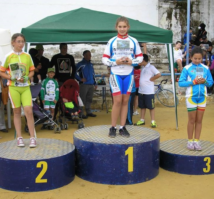 Isabel Rodríguez en el podio Isabel Rodríguez en el podio