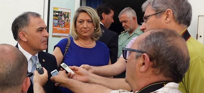 SANTIAGO PEREZ SUBDELEGADO DEL GOBIERNO EN GRANADA DURANTE SU VISITA ALMUÑECAR 2 2