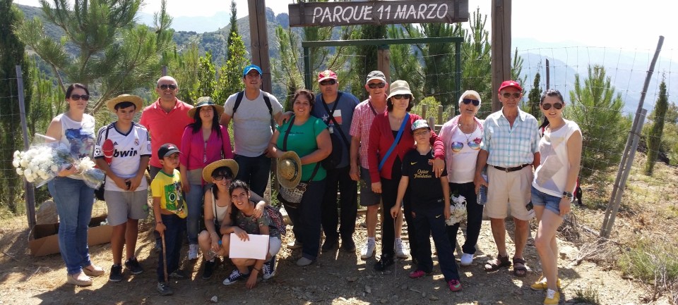 VISITA DELEGACION ASOCIACION 11 M A PEÑA ESCRITA 14 2