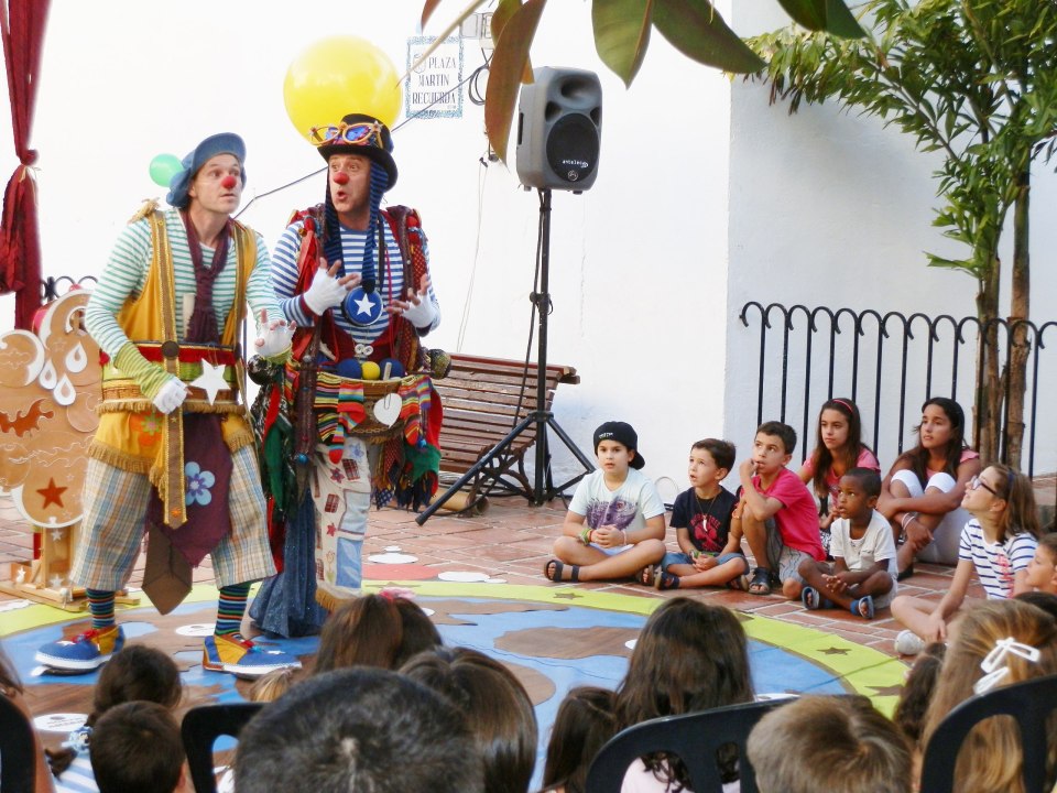 Con la compañía infantil Bolo & Claus arranca “Al fresquito de mi barrio" 