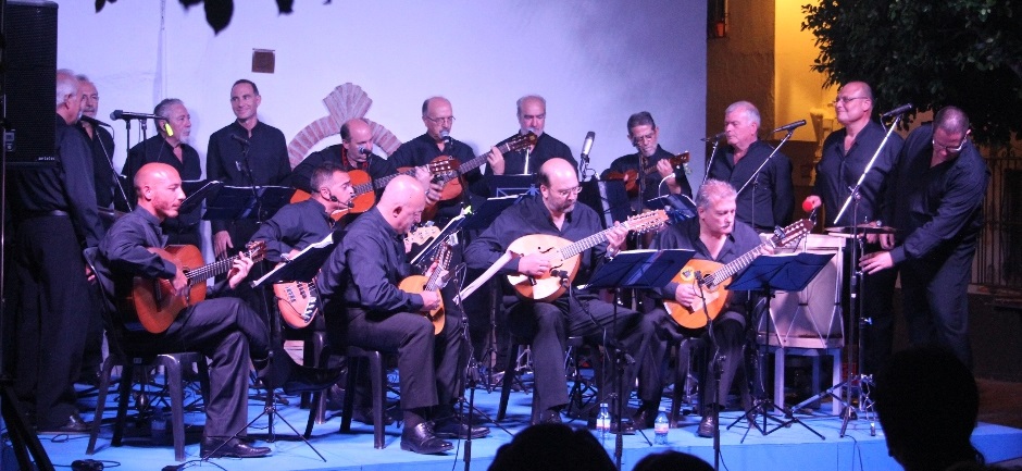 ALMENARA DURANTE SU ACTUACION EN ALMUÑECAR 14 2