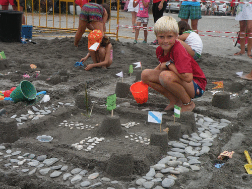 Almuñécar premió a los mejores “arquitectos” de Castillos en la Arena