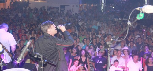 El mejor rock de los 80 y 90 sonó en la feria de Almuñécar con "Danza Invisible" 