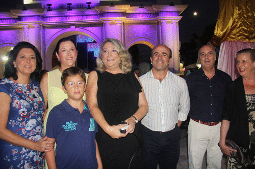 Almuñécar encendió las luces del ferial para diversión de vecinos y visitantes