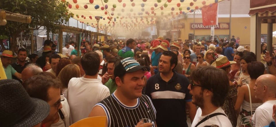 Feria de Día en la calle Pintor Manuel Rivera de Almuñécar