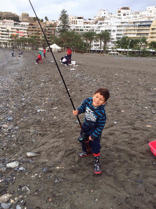 Jiménez López y Jiménez Cobos ganan el Certamen de Pesca Infantil sexitano