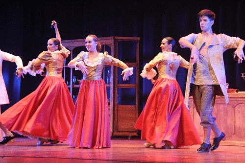 Ballet Zambra pre-estrena con éxito en Almuñécar el espectáculo "El Perfume"