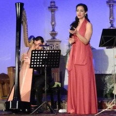 Concierto ofrecido en la Encarnación de Almuñécar por el “Dúo Harpevoix”, formado por la soprano Lucía Millán, y el arpa Alfonso Márquez,  bajo el titulo “Les Chansons à L´amour”.