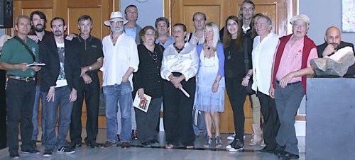 Olga Ruano, concejal de Cultura, junto a los artistas participantes en el II Encuntro Internacional de Artistas ARTISTAS Y CONCEJAL DE CULTURA EN LA EXPOSICION 14
