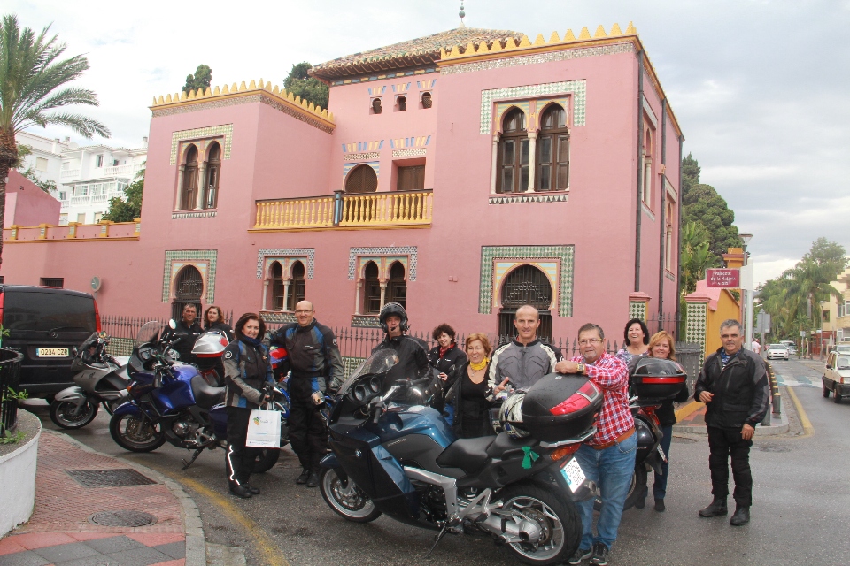 MOTEROS DE MARBELLA  VISITAN ALMUÑECAR  EN LA RUTA RIDER 14