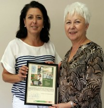 REINOSO RECIBE DIPLOMA DE LA RESPONSABLE LOCAL AECC ALMUÑÉCAR 14