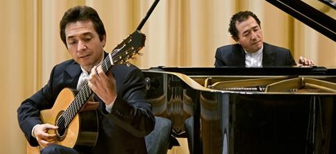 Concierto de los hermanos Cuenca en la Casa de la Cultura de Almuñécar