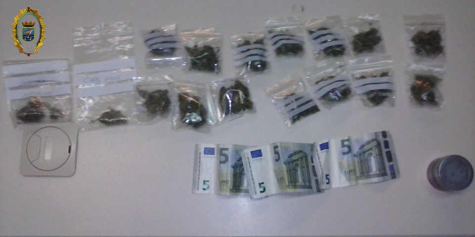 Intervención de Marihuana por parte de la Policía Local de Almuñécar