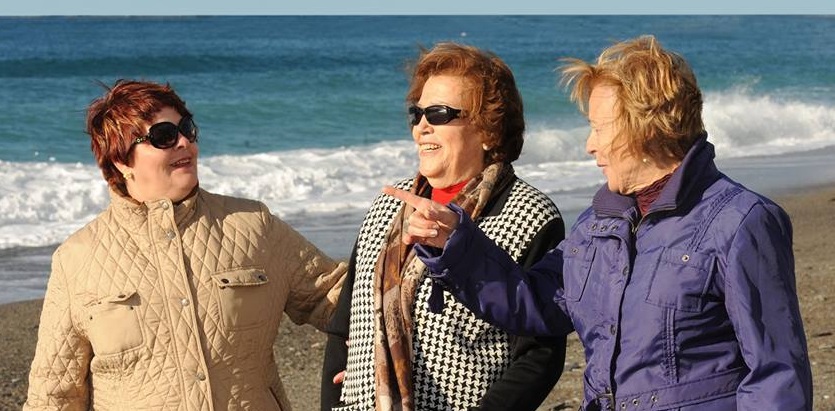 200 personas ciegas pasan la Navidad en Almuñécar de la mano de la ONCE