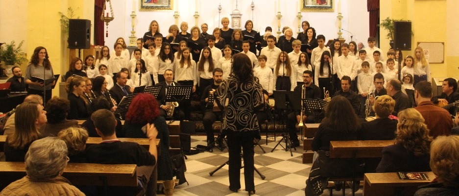 CONCIERTO NAVIDEÑO COROS ESCUELA MUSICA ALMUÑECAR 14