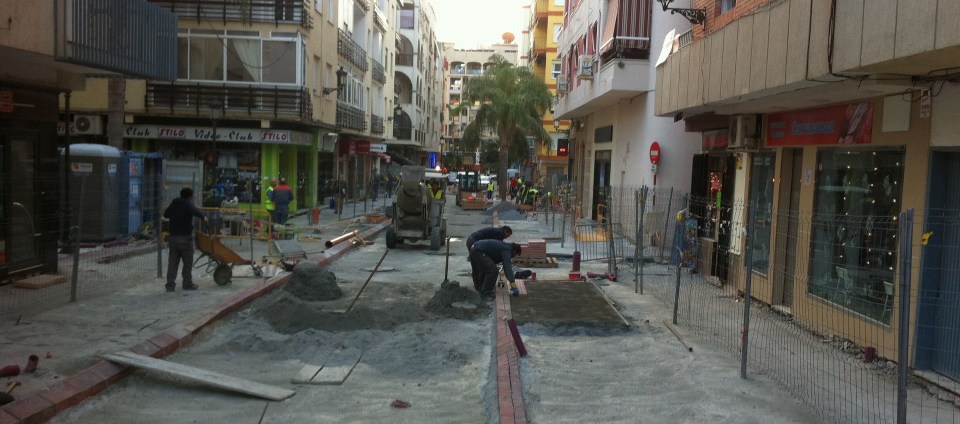 Estado de la obras en la avenida de Andalucía de Almuñécar