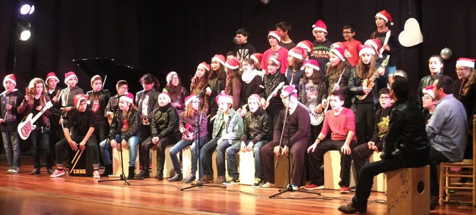 Este jueves la Casa de la Cultura de Almuñécar se llenó de villancicos