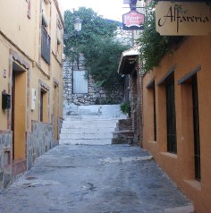 Calle San Crescencio antes de la Reforma. Barrio del Castillo 2