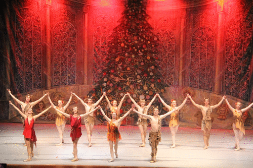 Gran actuación del Ballet de Cámara Nacional de Ucrania en Almuñécar