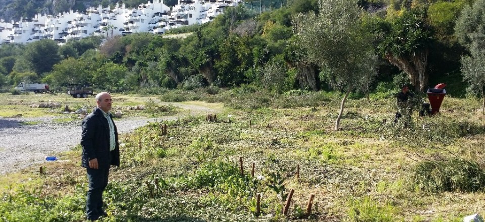 LUIS ARAGON SUPERVISO LOS TRABAJOS EN ZONA PUBLICA PLAYA MARINA ESTE 2