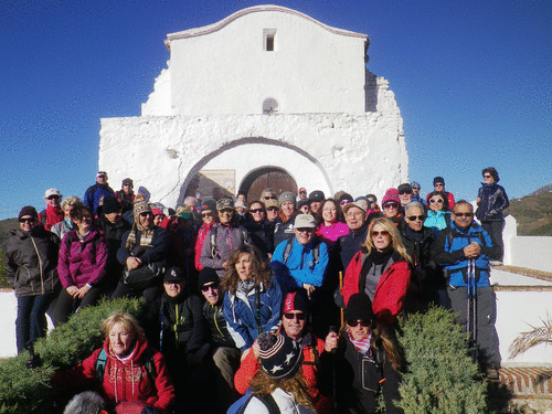 Senderistas de Almuñécar recorrieron la Axarquía más profunda hasta Árchez