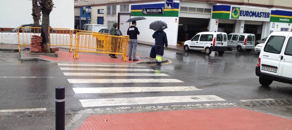 El Ayto. de Almuñécar realiza obras de accesibilidad en el CP San Miguel