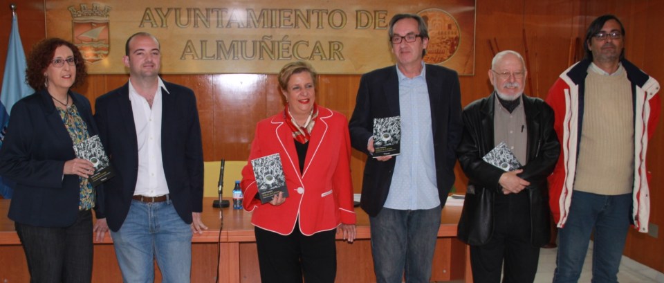 GALARDONADO JUNTO JURADO Y CONCEJAL DE CULTURA  ALMUÑECAR 2