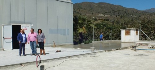 ALCALDESA VISITA OBRAS CONSTRUCCION PISTA PADEL LA HERRADURA 15 (1)