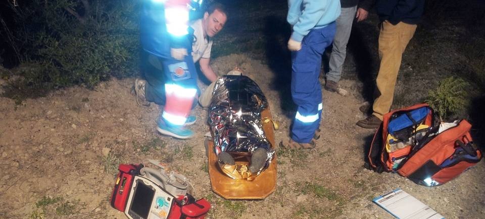 CONDUCTOR RESCATADO POR BOMBEROS 2