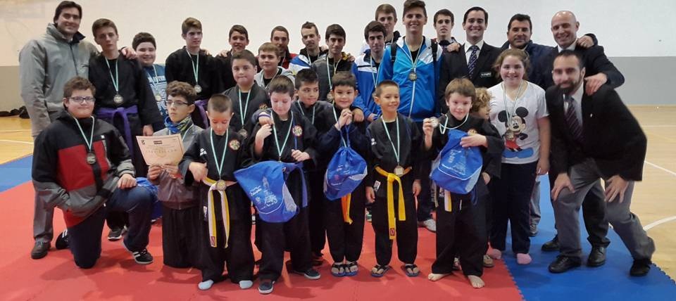 DELEGACION DE SEXITANA DE KENPO EN COMPETA 2