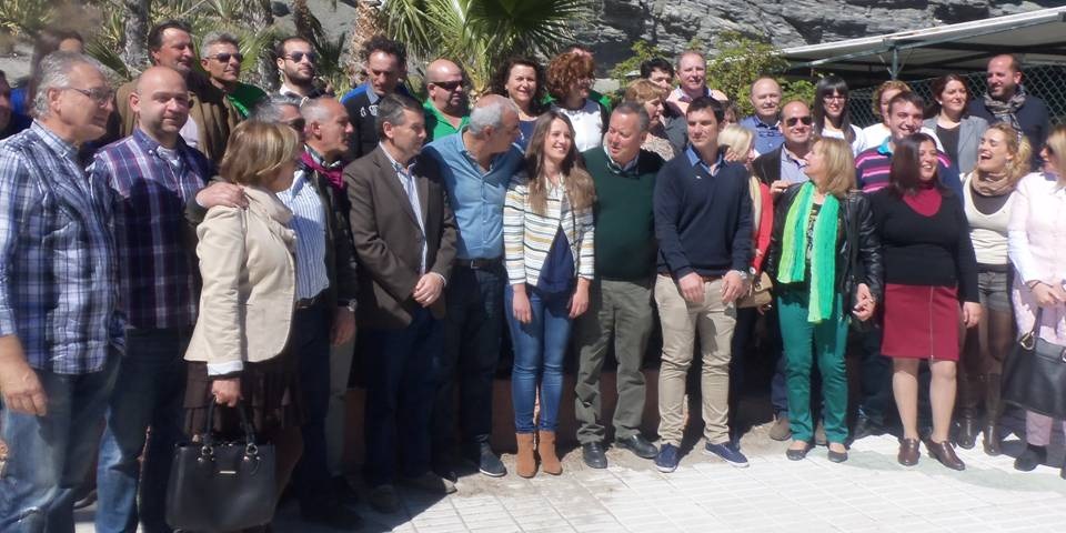 PA: Jóvenes y vecinos arroparon al secretario general del PA, Antonio Jesús Ruiz, en el mitin-fiesta de CANDA 