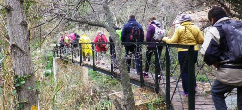 Senderistas sexitanos desafiaron la lluvia y disfrutaron de una ruta por Moclín