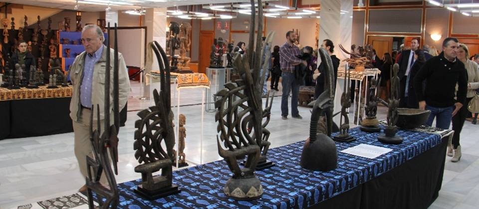 Exposición de arte tradicional africano en la Casa de la Cultura de Almuñécar