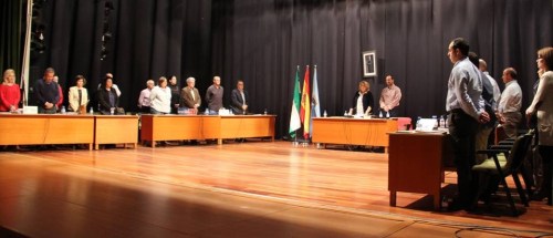 MINUTO SILENCIO MUERTES INMIGRANTES MEDITERRANEO 15 2