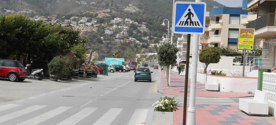 Mejora en la seguridad vial en los accesos a los centro educativos sexitanos
