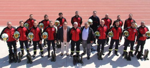 BOMBEROS ALMUÑECAR CON NUEVOS EQUIPOS EPIS Y CONCEJAL  Y MIEMBROS DE DE SEGURIDAD 2