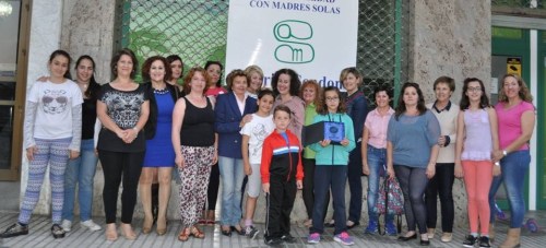 Asociación de Mujeres en Solidaridad con Madres Solas “Marisa Sendón” de Almuñécar