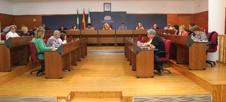 Momento del primer Pleno del Ayuntamiento de Motril