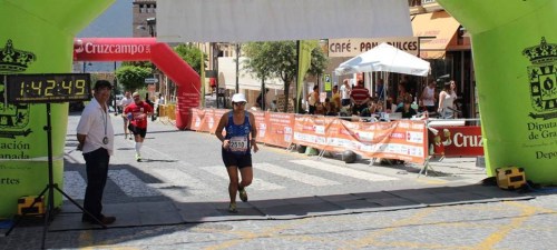 Nuevo podio de la atleta Mª Ángeles Almirón en la Prueba de Órgiva