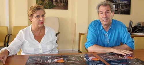 La concejal de Cultura, Olga Ruano, y el director de Los Veranos del Corral", Raúl Comba