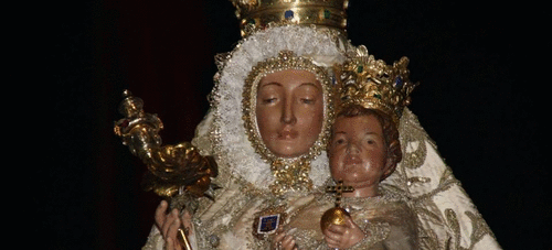 Emotiva procesión de la Virgen de la Cabeza por calles y plazas de Motril