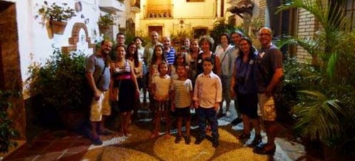 Este viernes se celebra un nuevo paseo nocturno bajo la media luna de al-Munakkab