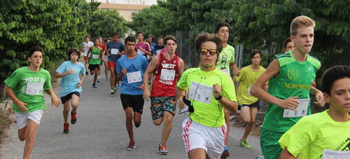 Francisco Javier Parejo López y Yolanda Manso Barbero fueron los vencedores absolutos de la Carrera de la Vega de Almuñécar
